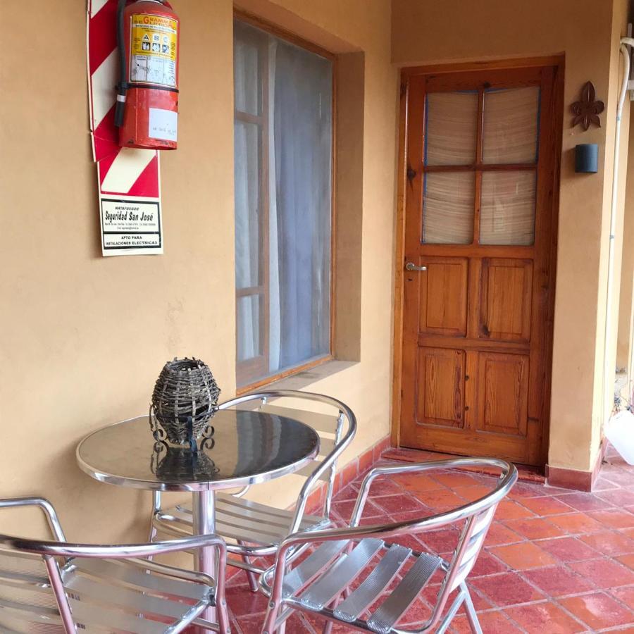 Colonial Colon Hotel Exterior photo